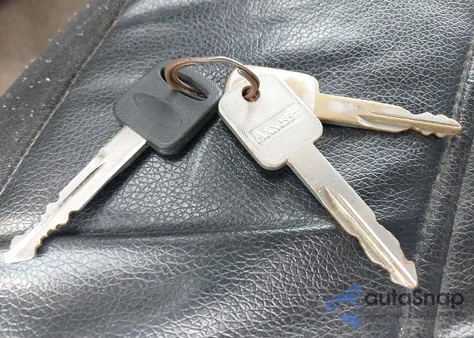 2000 Ford Econoline z USA, uszkodzony, nr VIN IFTNE2429YHB86259